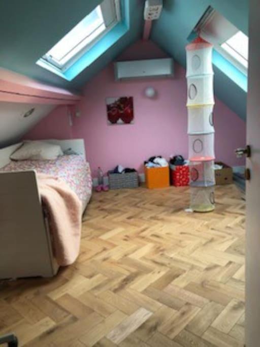 Stay In Maison De Metre In Etterbeek Брюссель Экстерьер фото