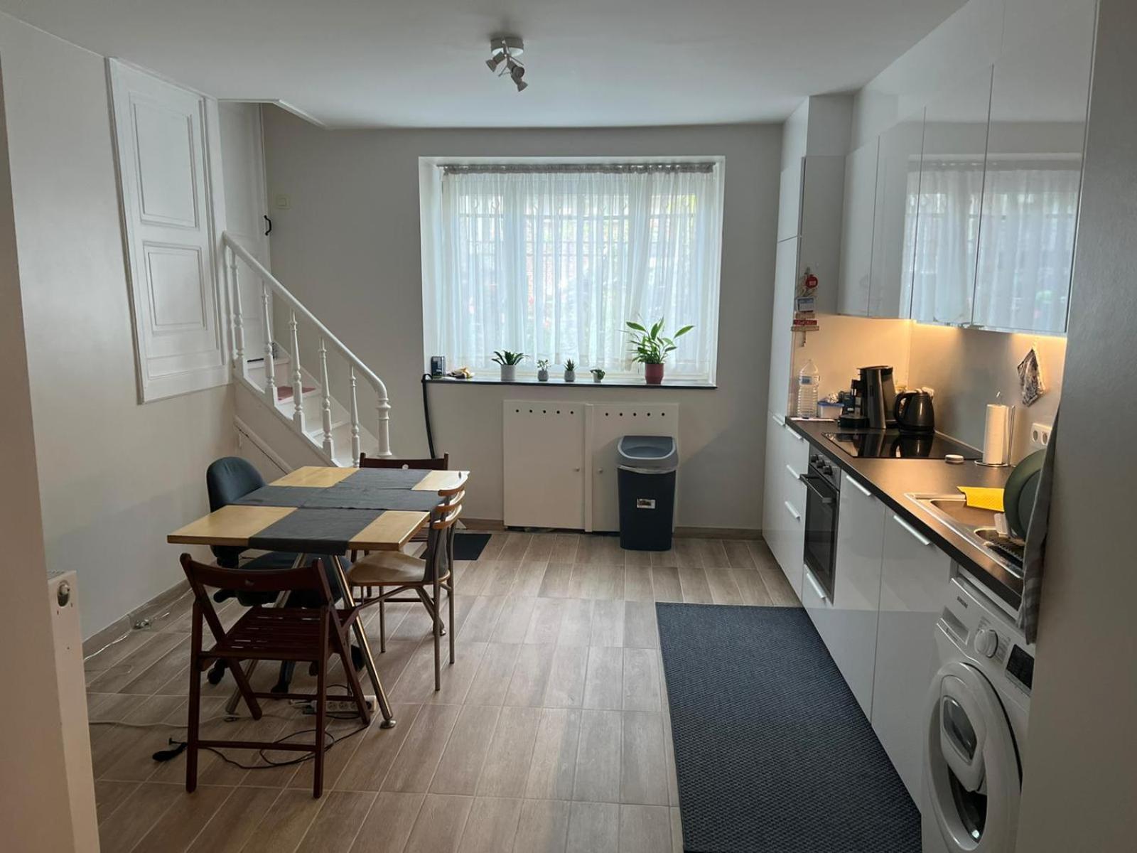 Stay In Maison De Metre In Etterbeek Брюссель Экстерьер фото